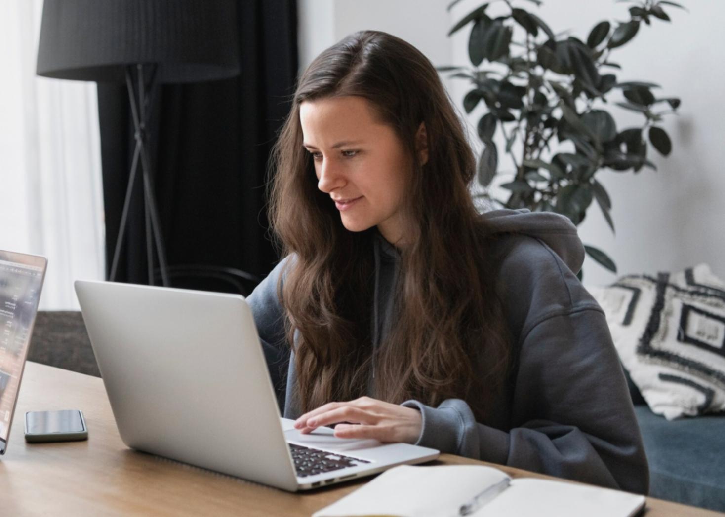 Professional financial planning session